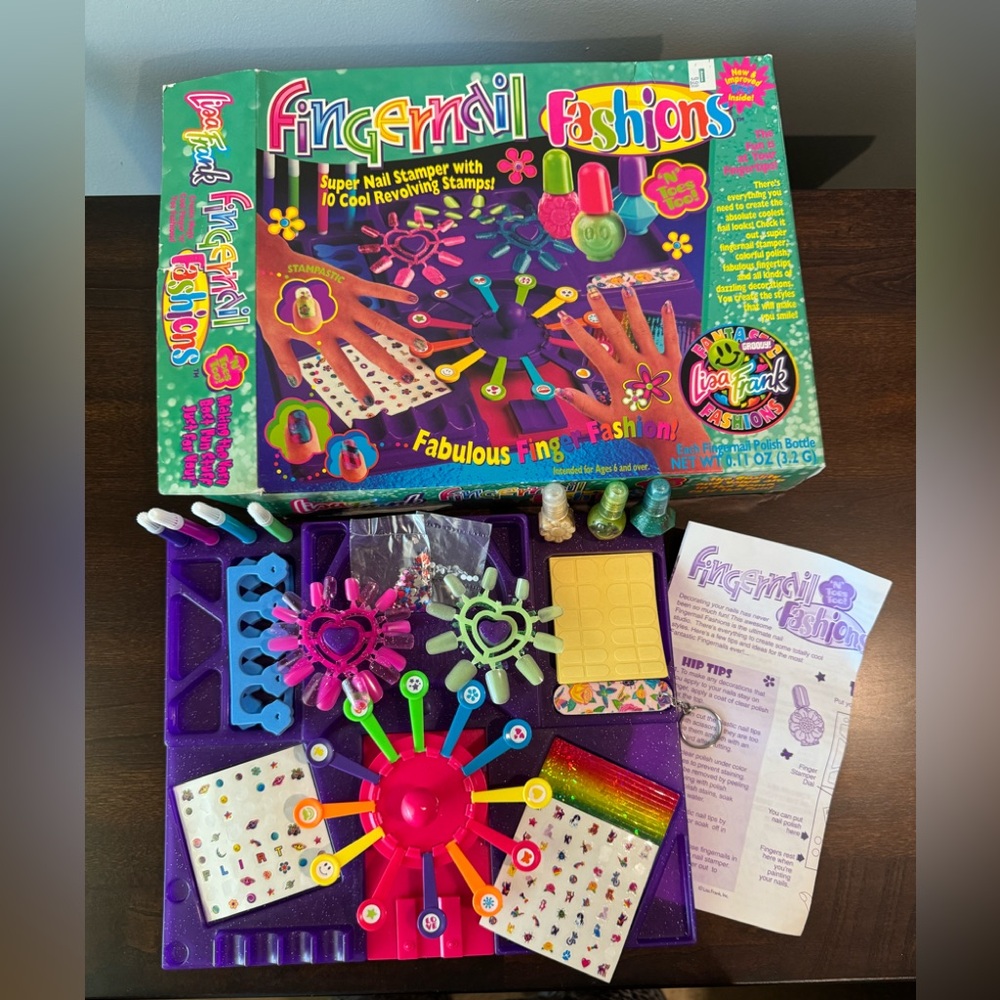 Vintage Lisa Frank Fingernail fashions Nail Set